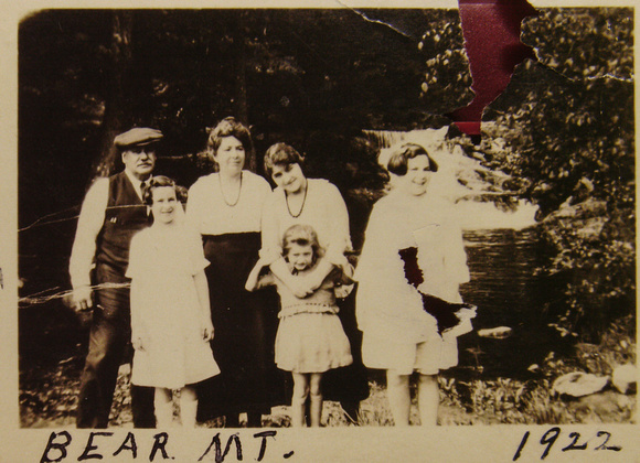 Bill Miller, Aunt Mamie, Ruth, Ethel and Gertrude